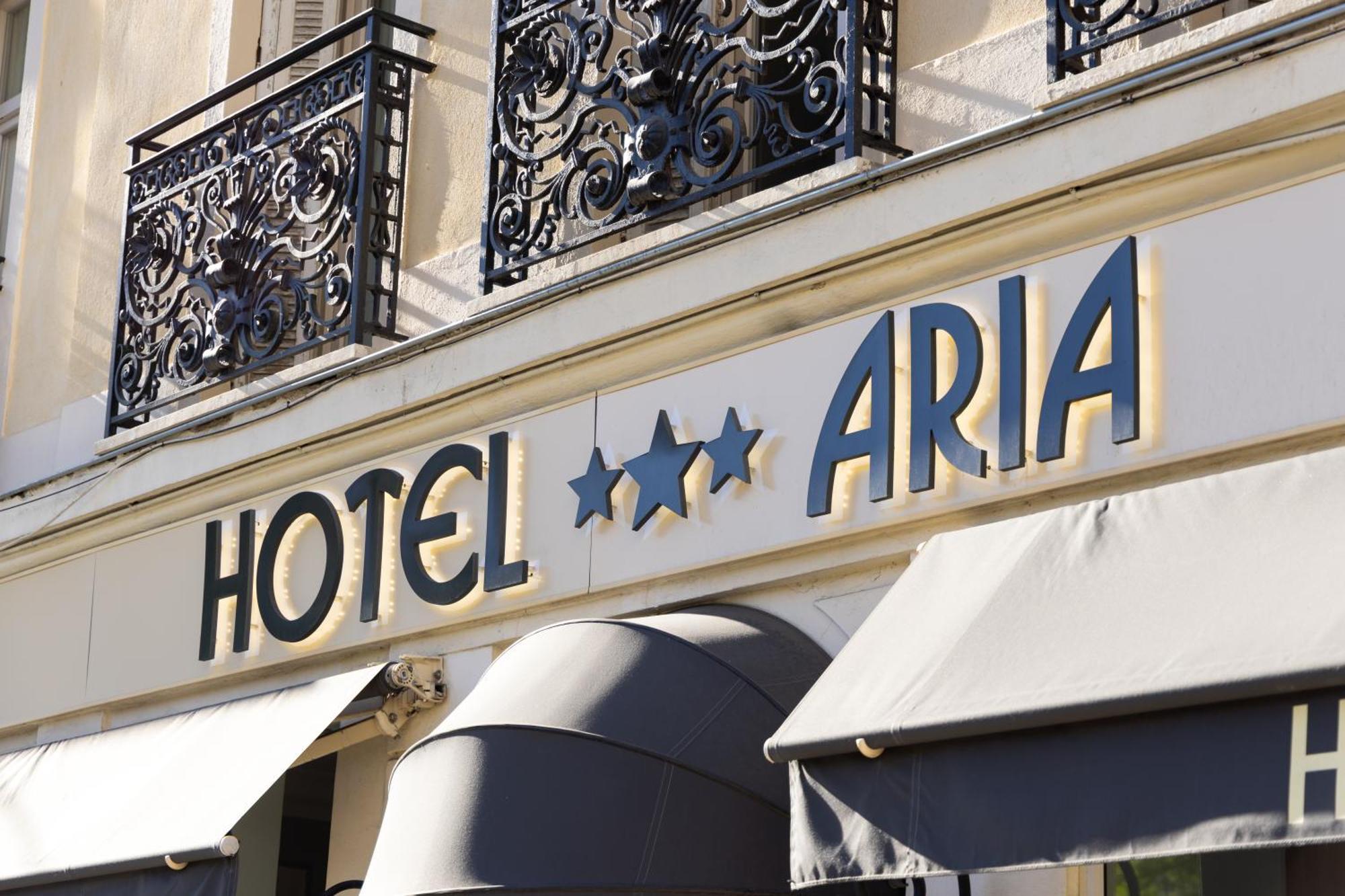 Aria Hotel